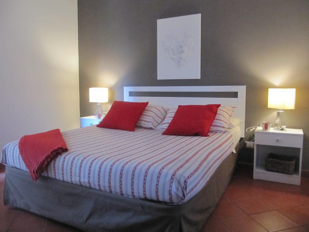 Terre Del Cardinale Country Suites Катания Стая снимка
