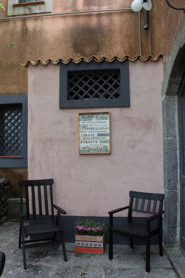 Terre Del Cardinale Country Suites Катания Екстериор снимка