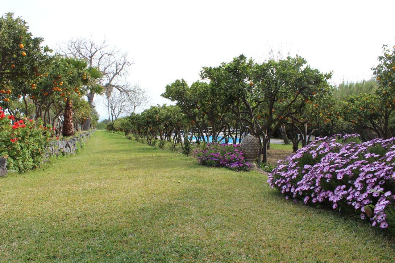 Terre Del Cardinale Country Suites Катания Екстериор снимка