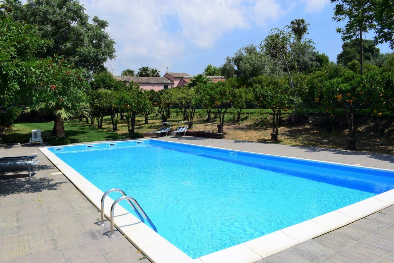 Terre Del Cardinale Country Suites Катания Екстериор снимка